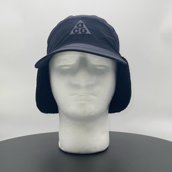 Nike ACG Earflap Rain Defender Windstopper Hat